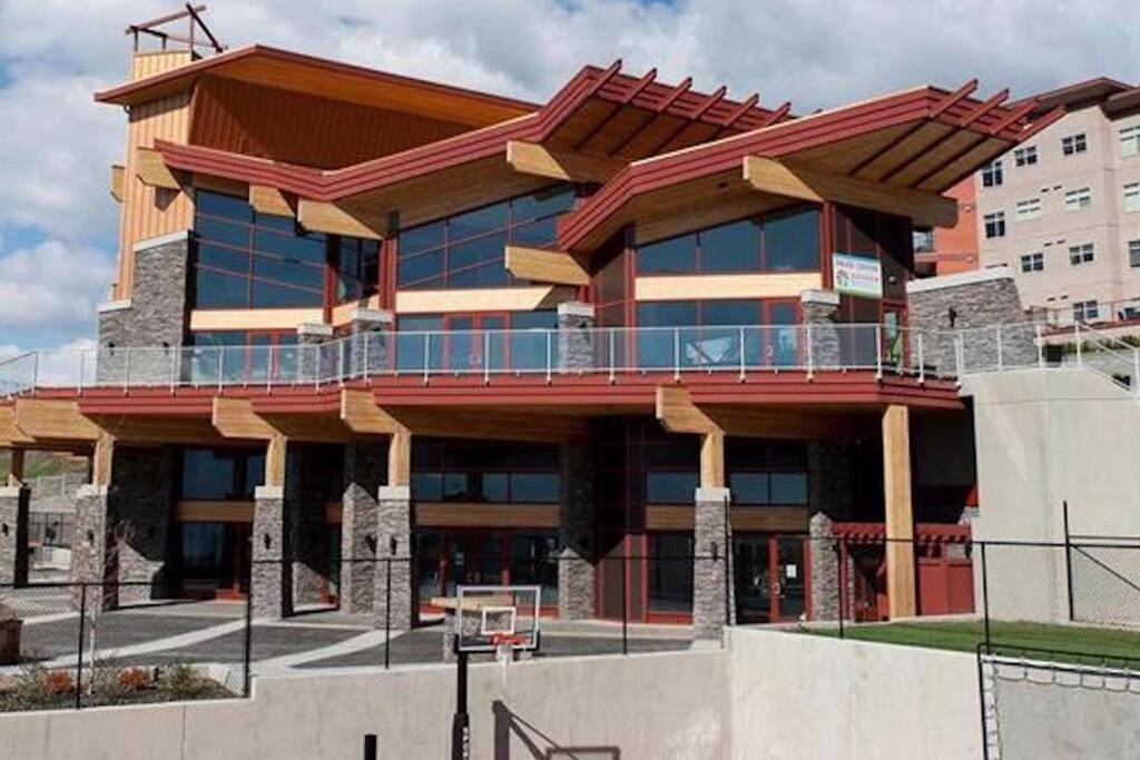 Stay In The Okanagan - Copper Sky, West Kelowna Exterior photo